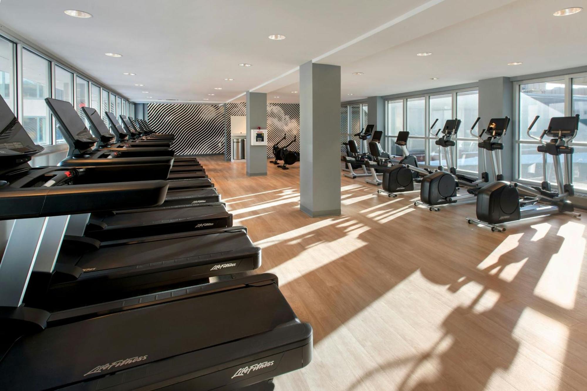 Sheraton 4*
