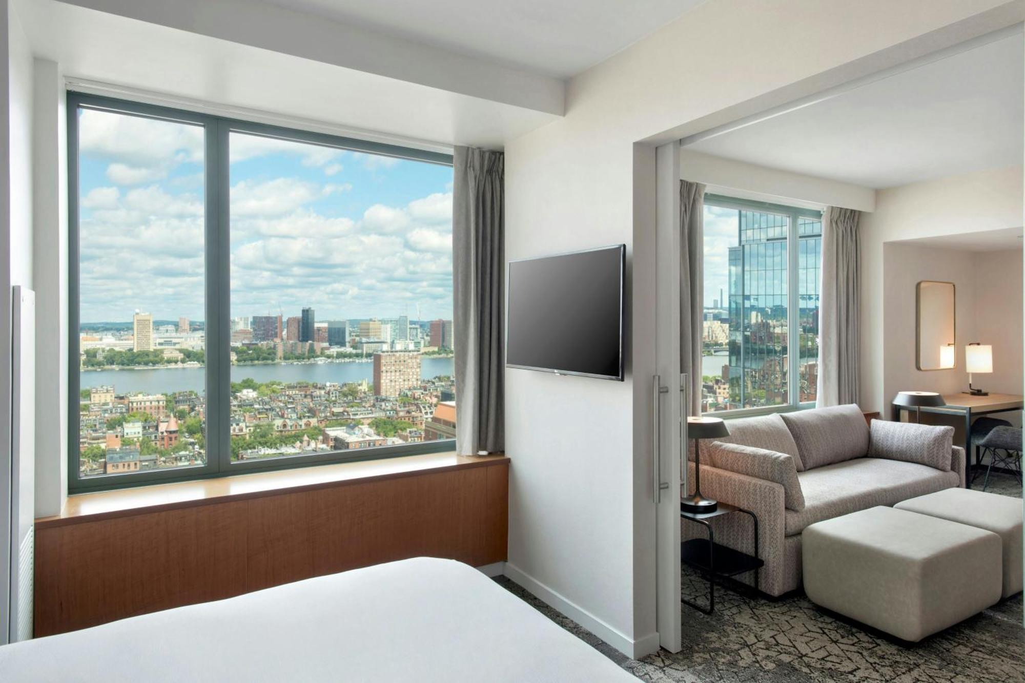 Sheraton 4* Boston