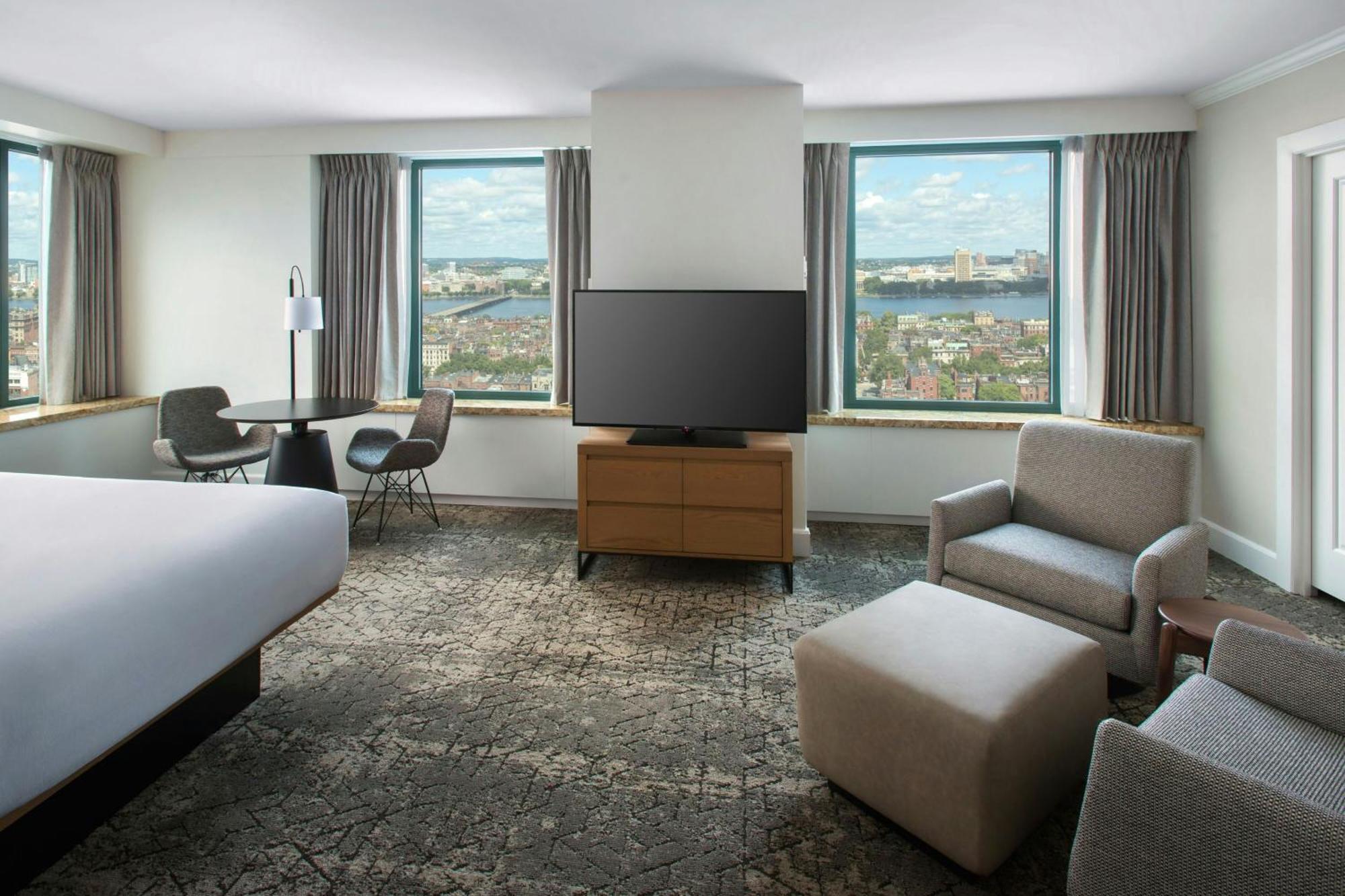 Sheraton 4* Boston