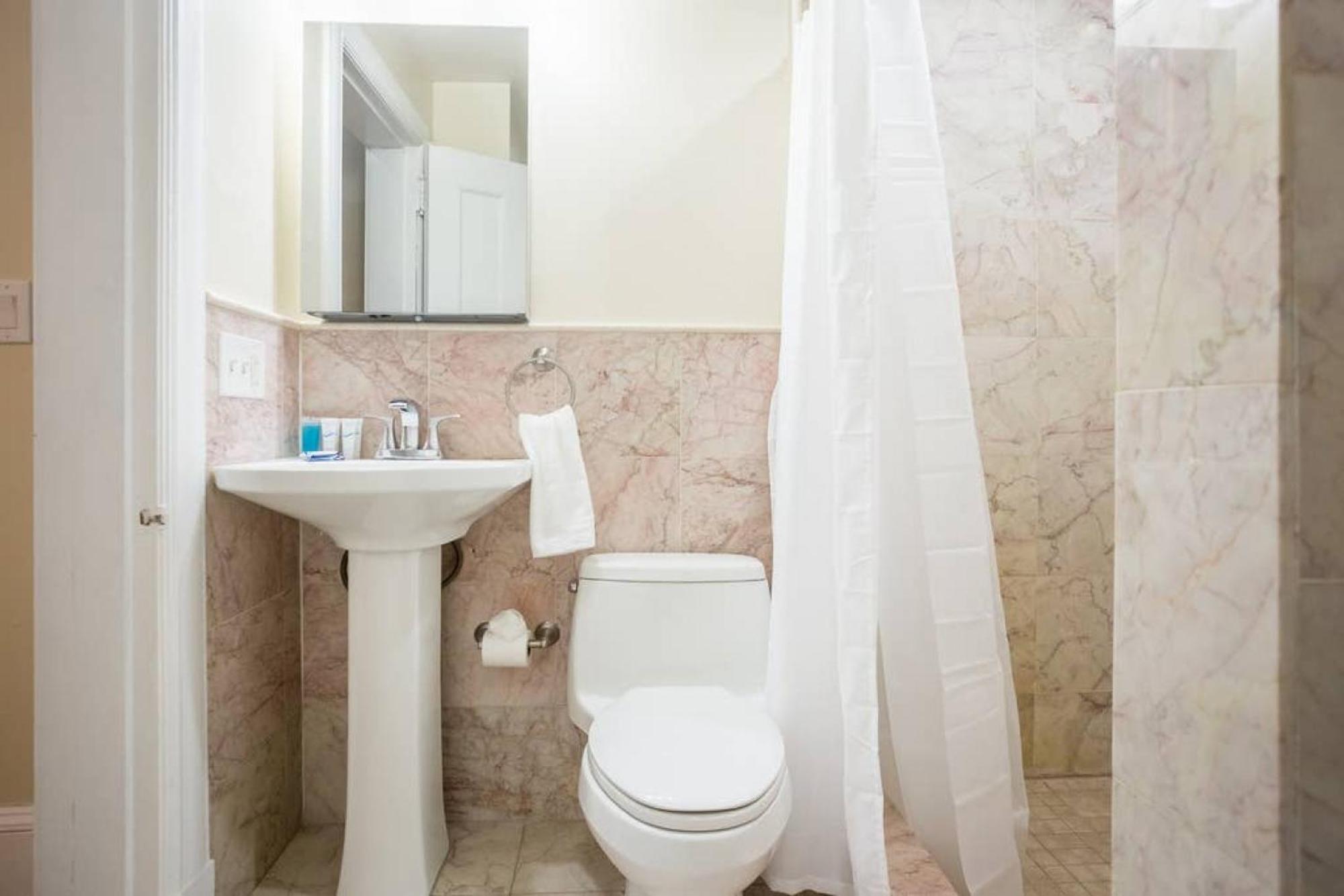 Apartamento Classic Furnished 1br In Fenway In Brownstone Bldg *