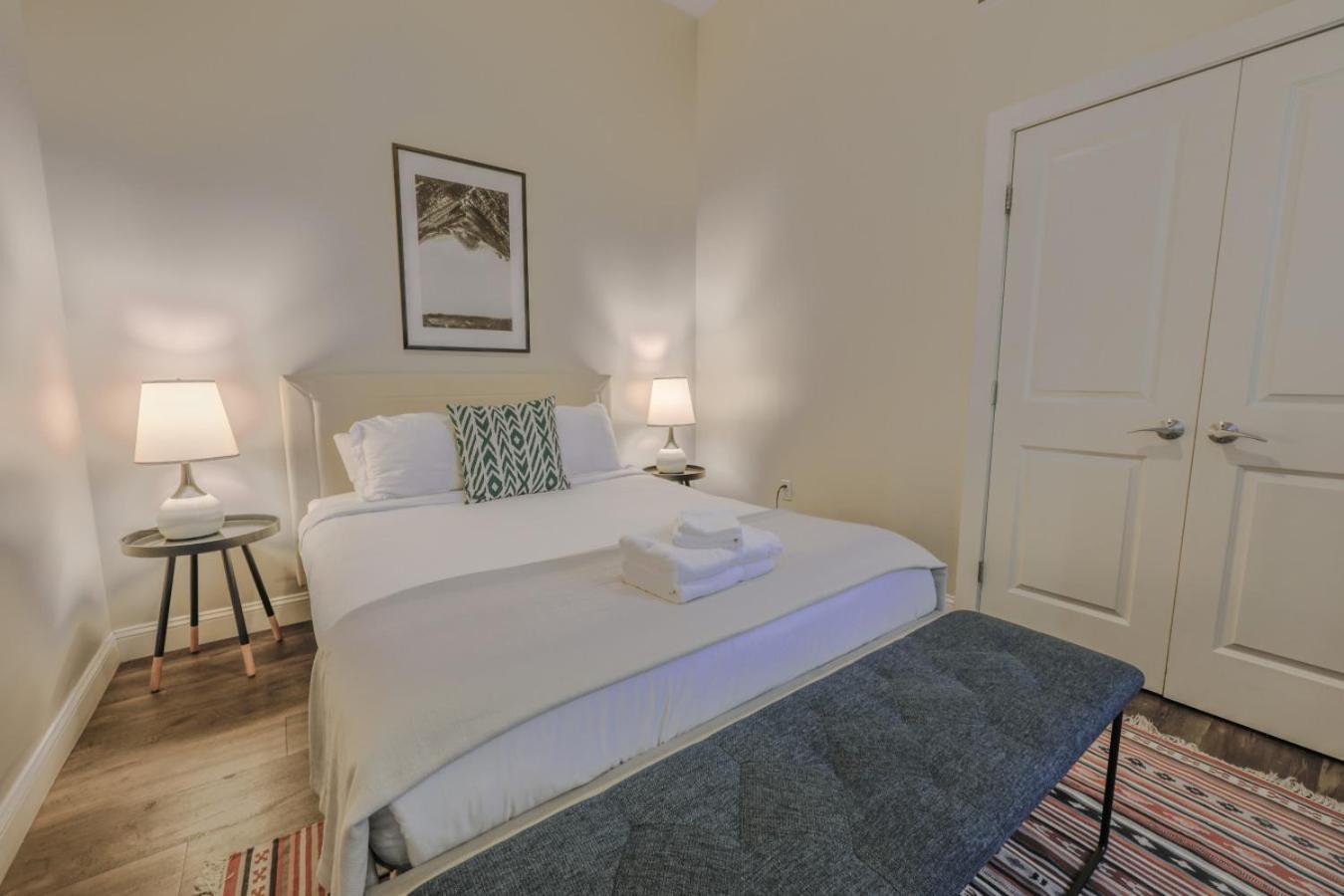 Apartment Washer Dryer In-unit Close To Mgh And Beacon Hill *