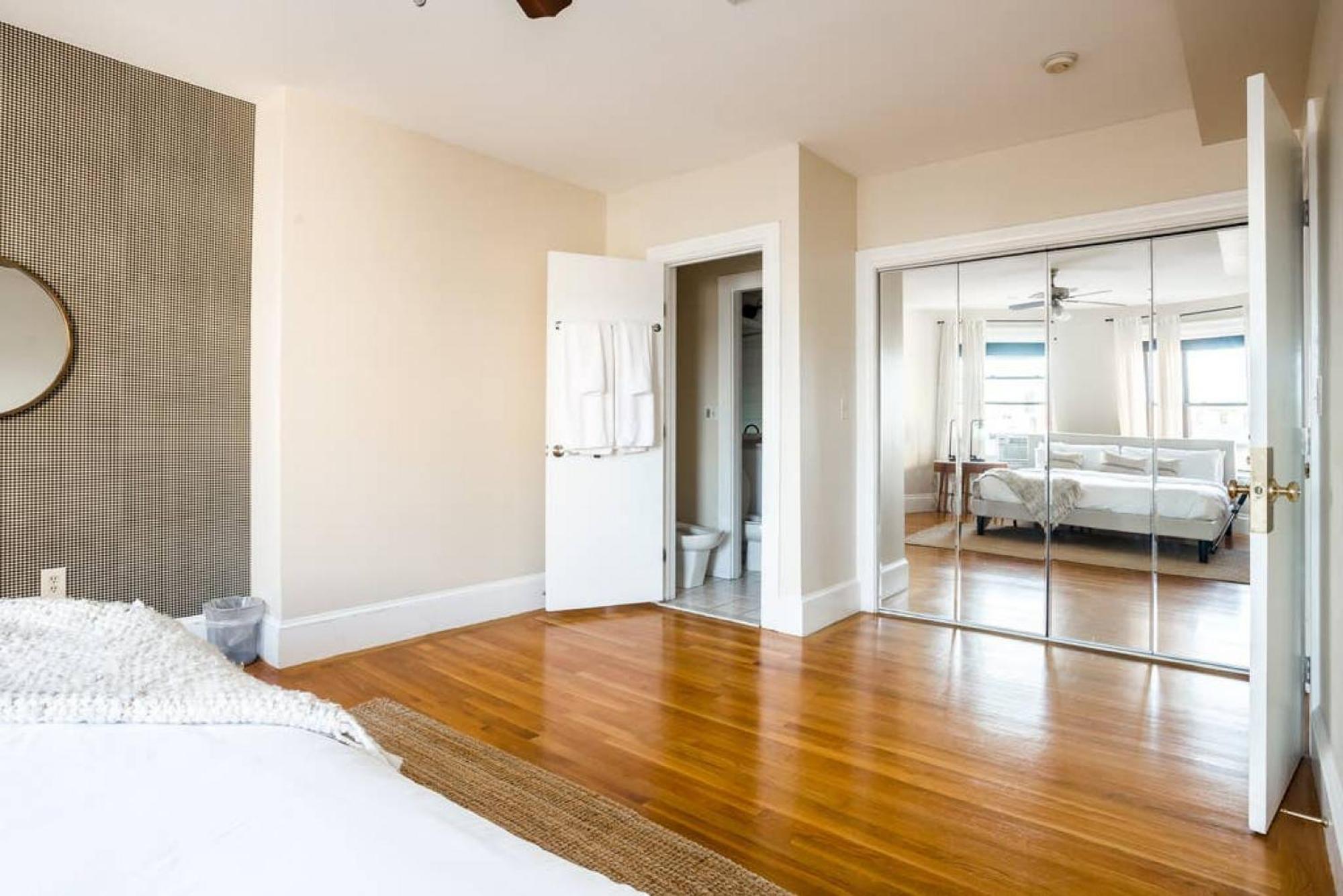 Luxury 4br 3ba In Fenway W Epic Roof Deck Apartment *