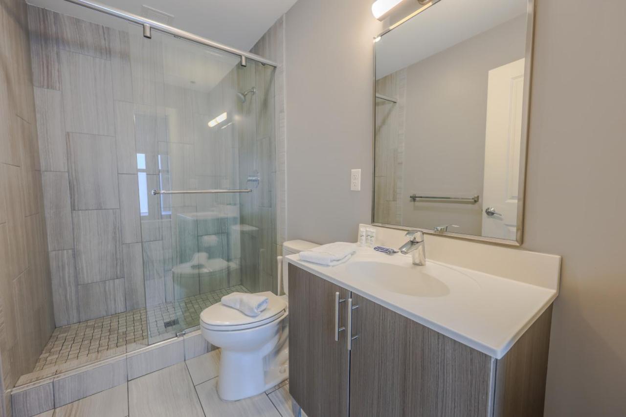 Parking Available Fully Furnished 4 Bed 2 Bath Flat Apartamento *