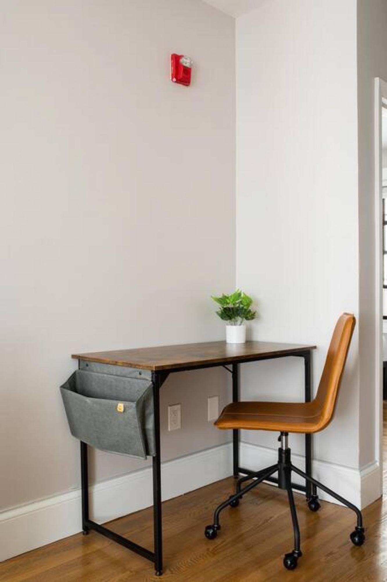 Airy 1br Walkable To Everywhere In Apartamento