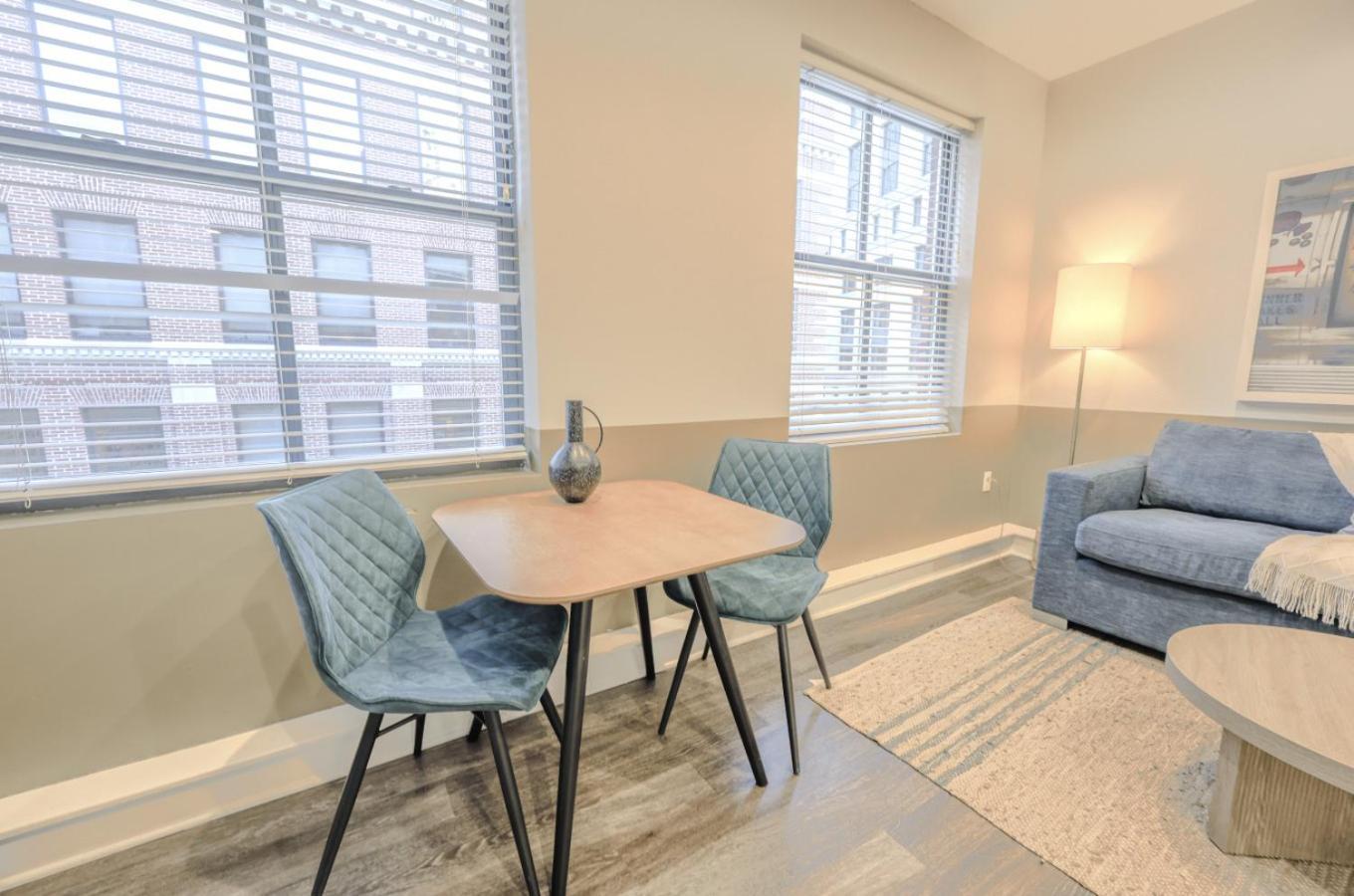 Apartment Financial District 1br Walk To Anything *