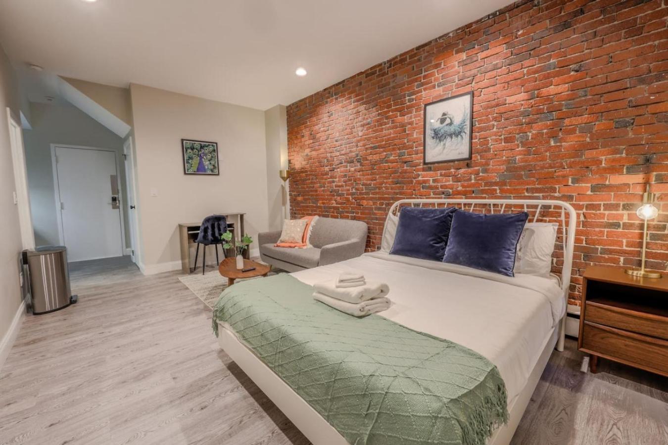 Modern Simple South End Apartamento *