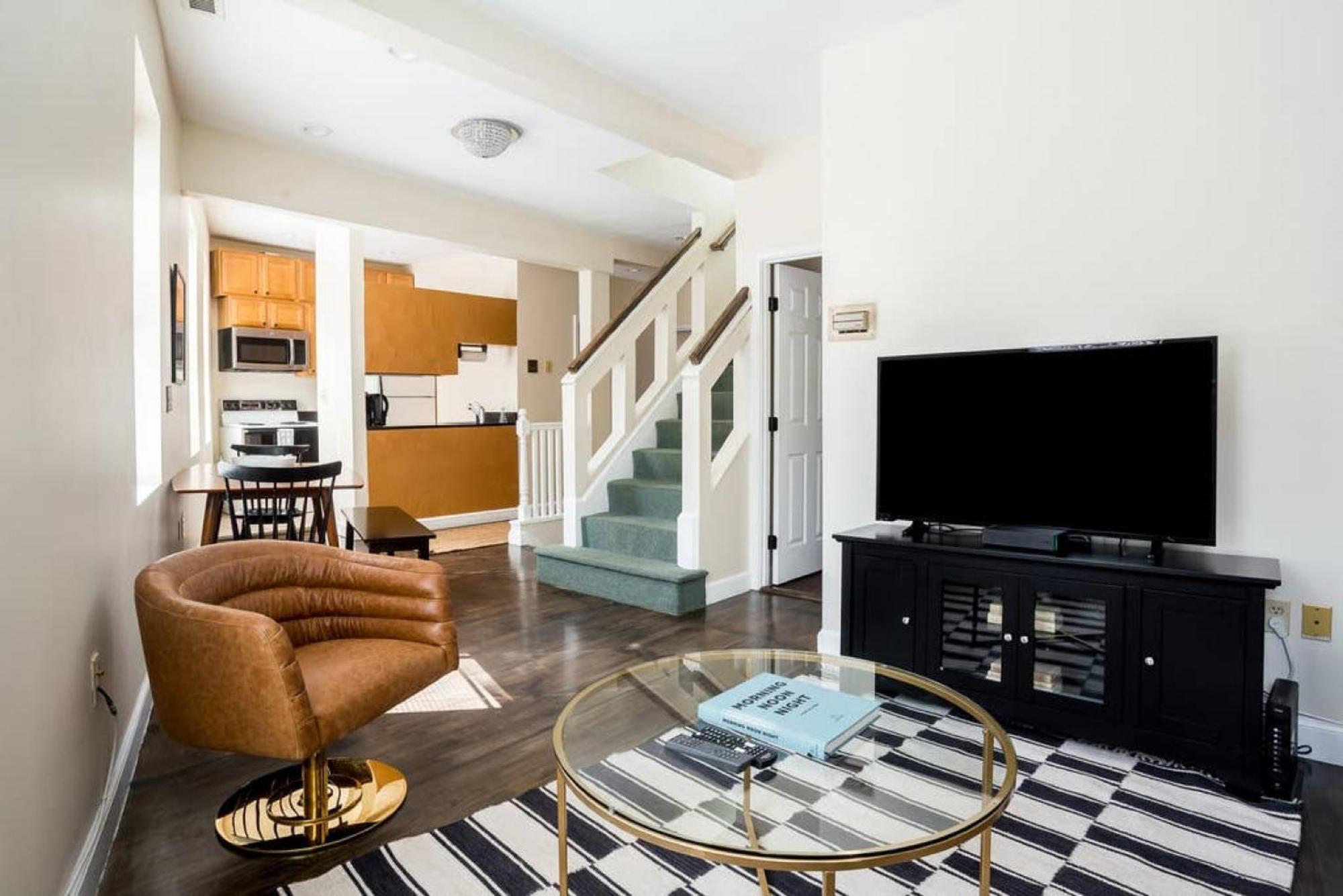 Delightful North End 2br 2ba Laundry