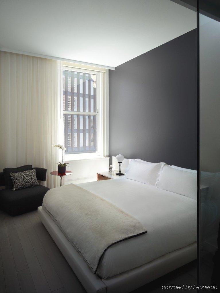 Hotel Ames Hotel, Curio Collection By Hilton