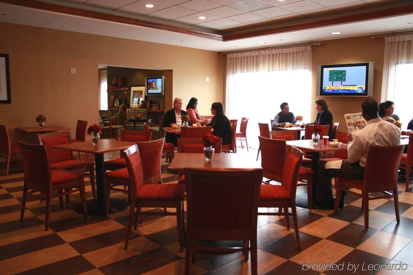 Hampton Boston Logan Airport 3*