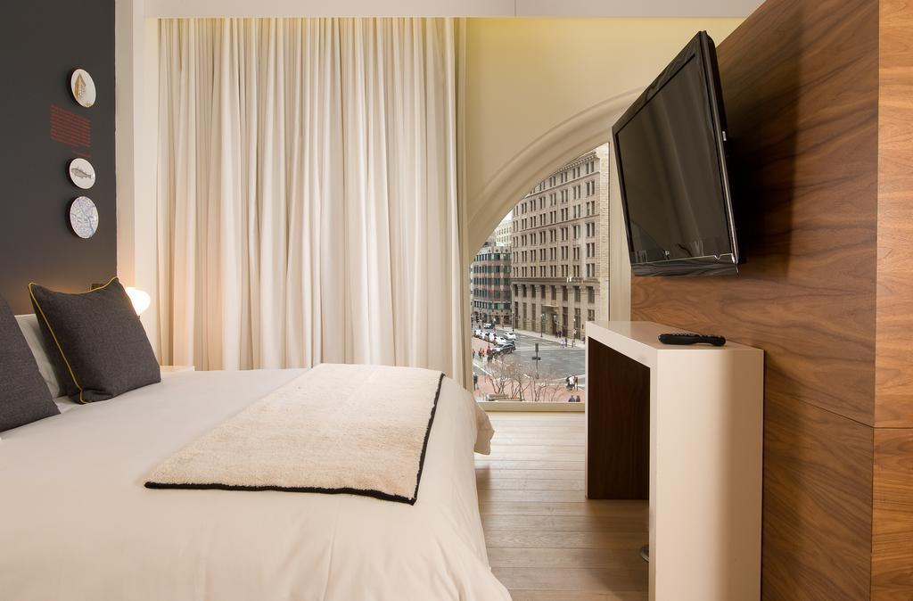 Ames Hotel, Curio Collection By Hilton 5* Boston
