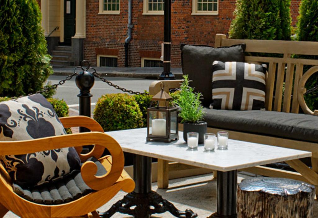 Hotel Ames Hotel, Curio Collection By Hilton