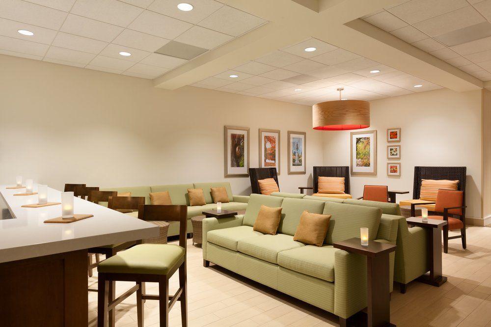 Hotel Hilton Garden Logan Airport 3*