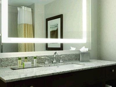 Doubletree By Hilton Bayside Hotel