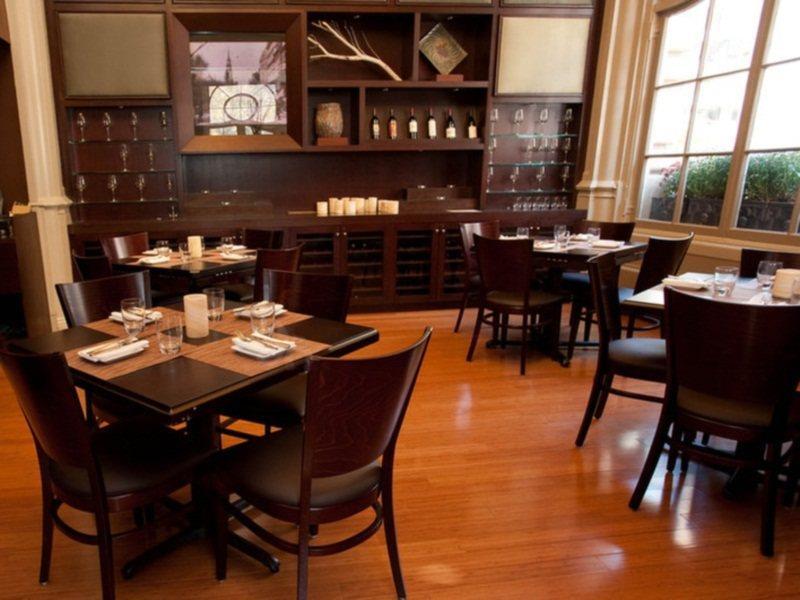 The Lenox 4* Boston