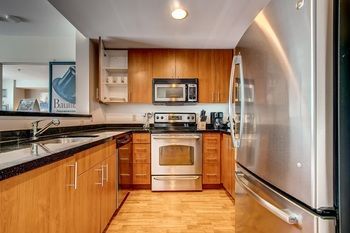 Global Luxury At Fenway Park South Apartment