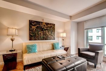 Global Luxury At Fenway Park South * Boston