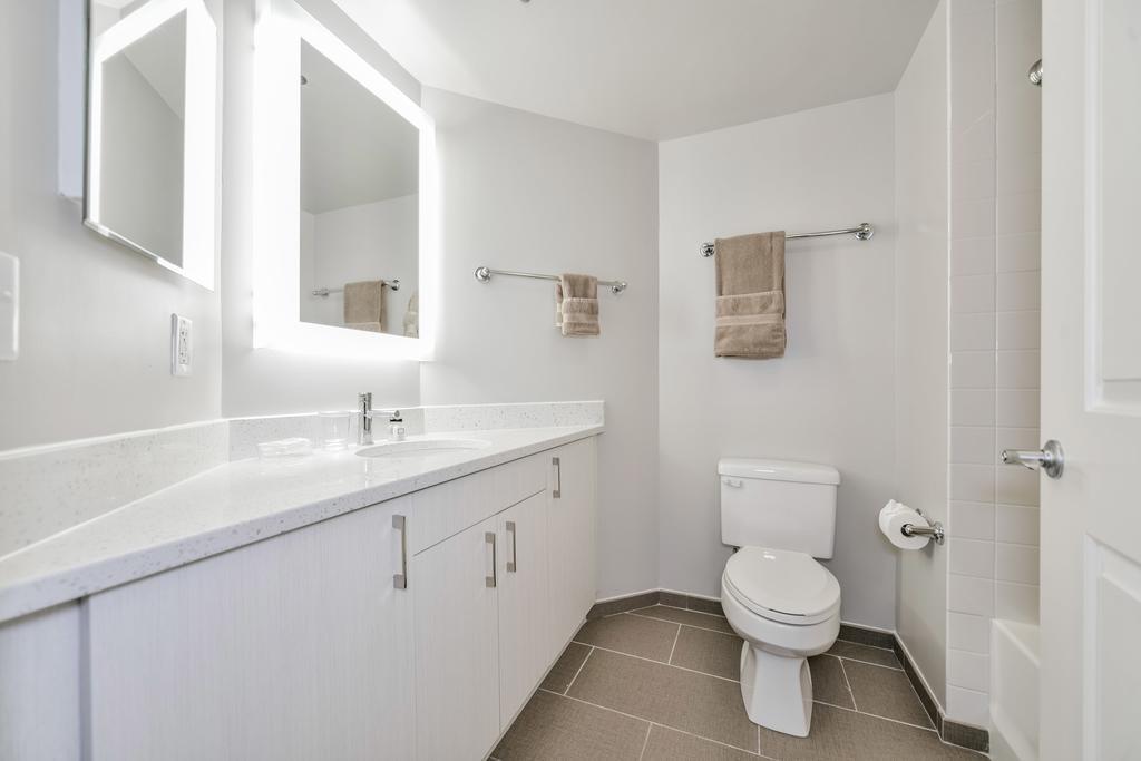 Harbor View Luxury Suites *