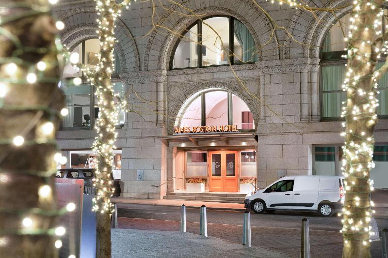 Ames Hotel, Curio Collection By Hilton Hotel
