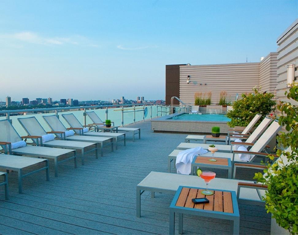 Global Luxury At Kenmore Square