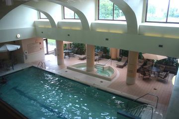 Hotel Embassy By Hilton Boston