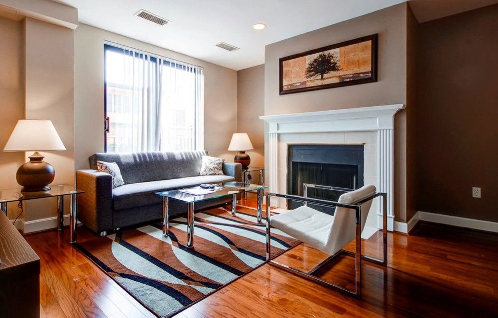 Global Luxury Back Bay *