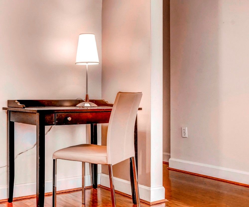 Global Luxury Back Bay Apartment *