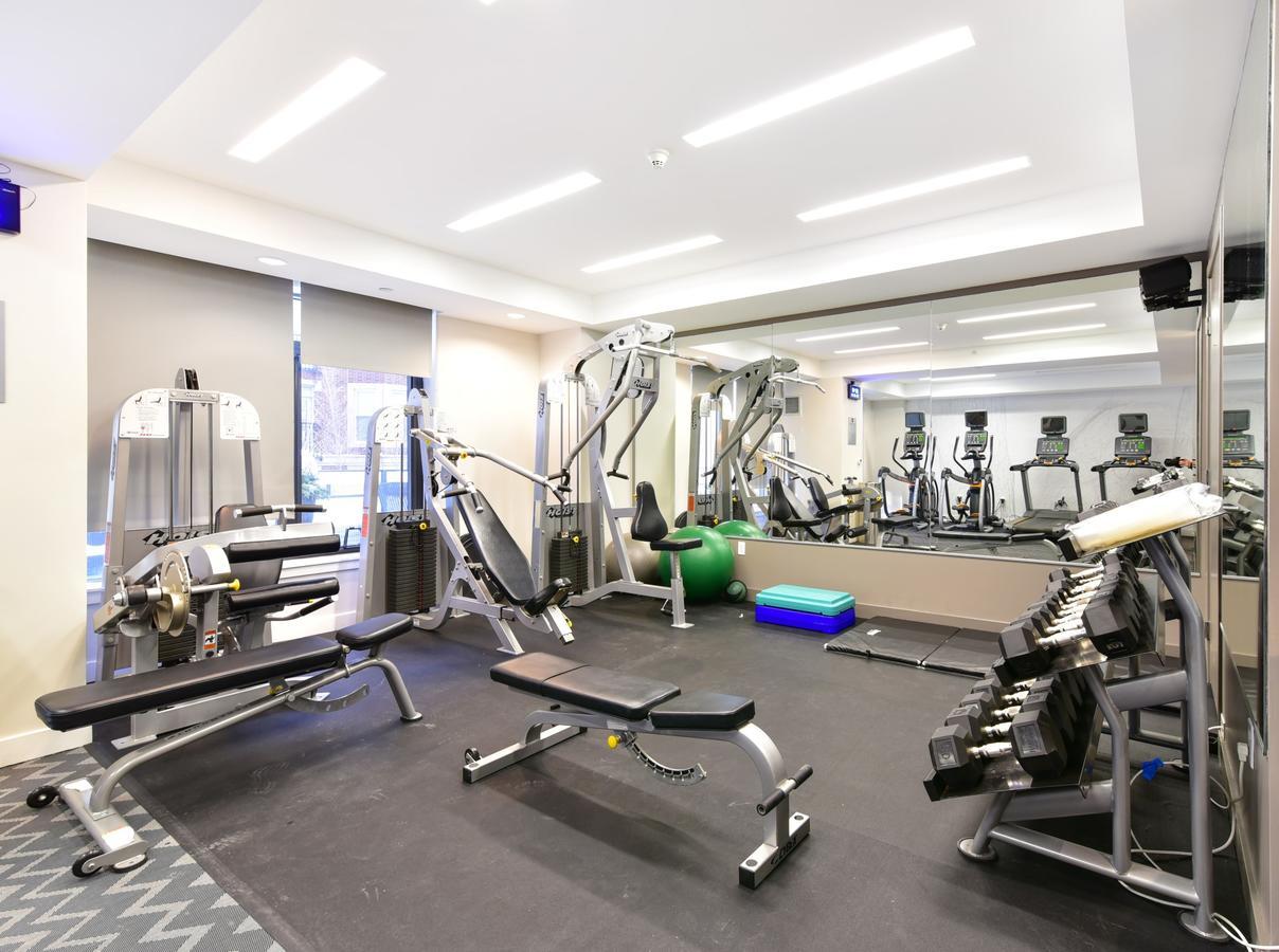 Global Luxury At Kenmore Square Apartment Boston