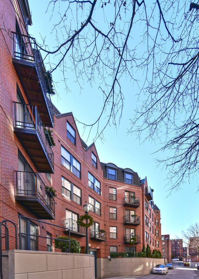 Global Luxury Back Bay Apartment Boston