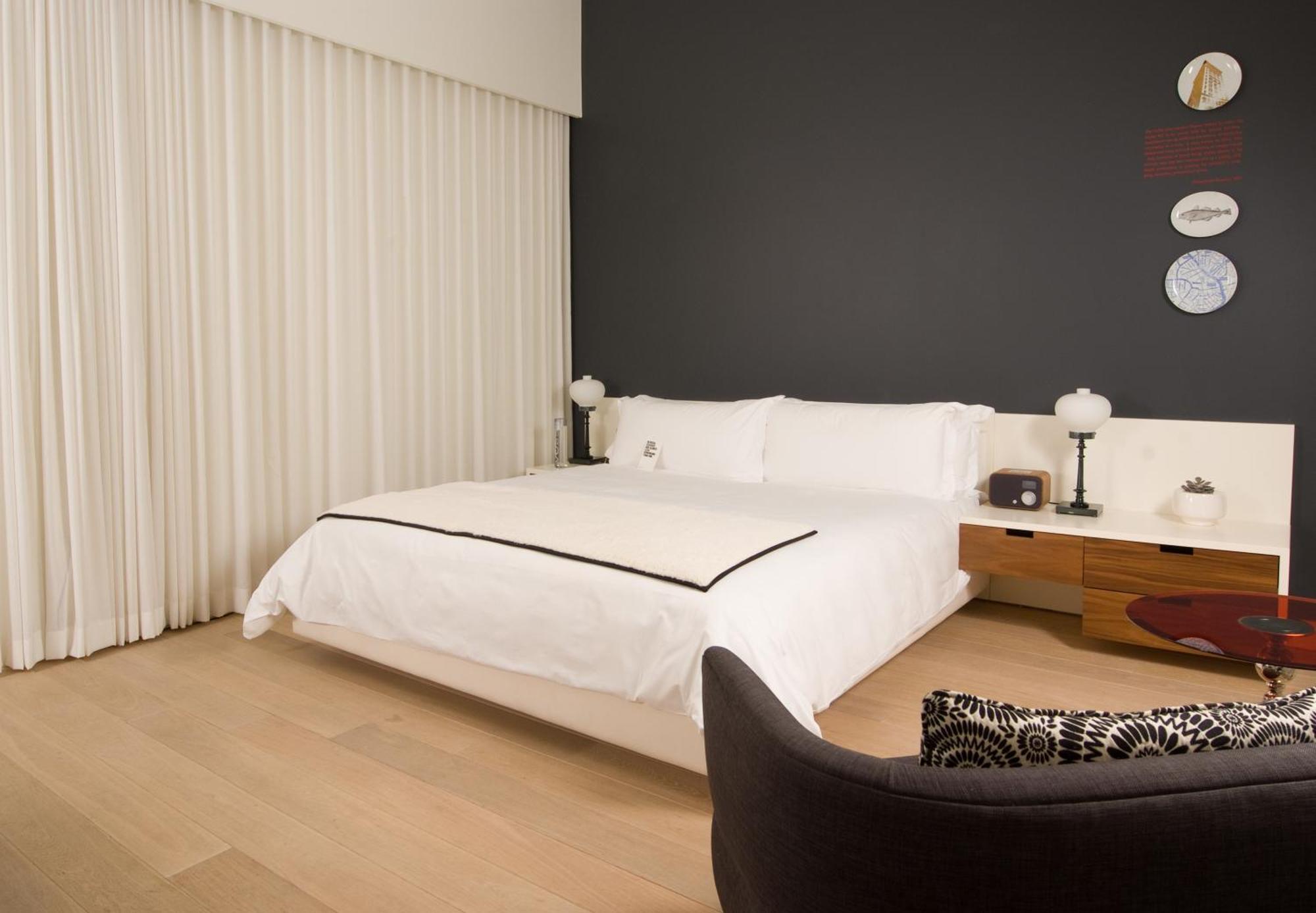 Hotel Ames Hotel, Curio Collection By Hilton