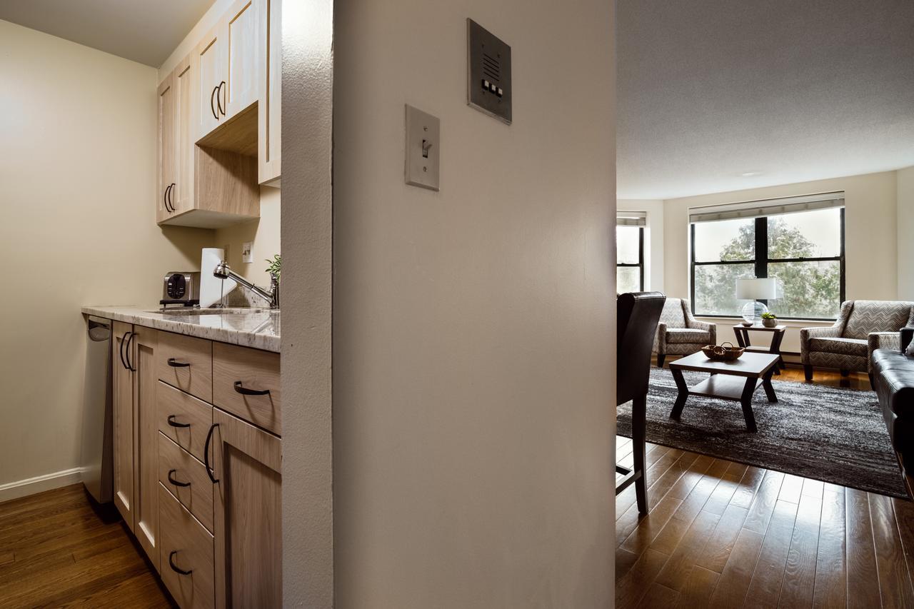 Alfred On Garrison Street Apartment Boston