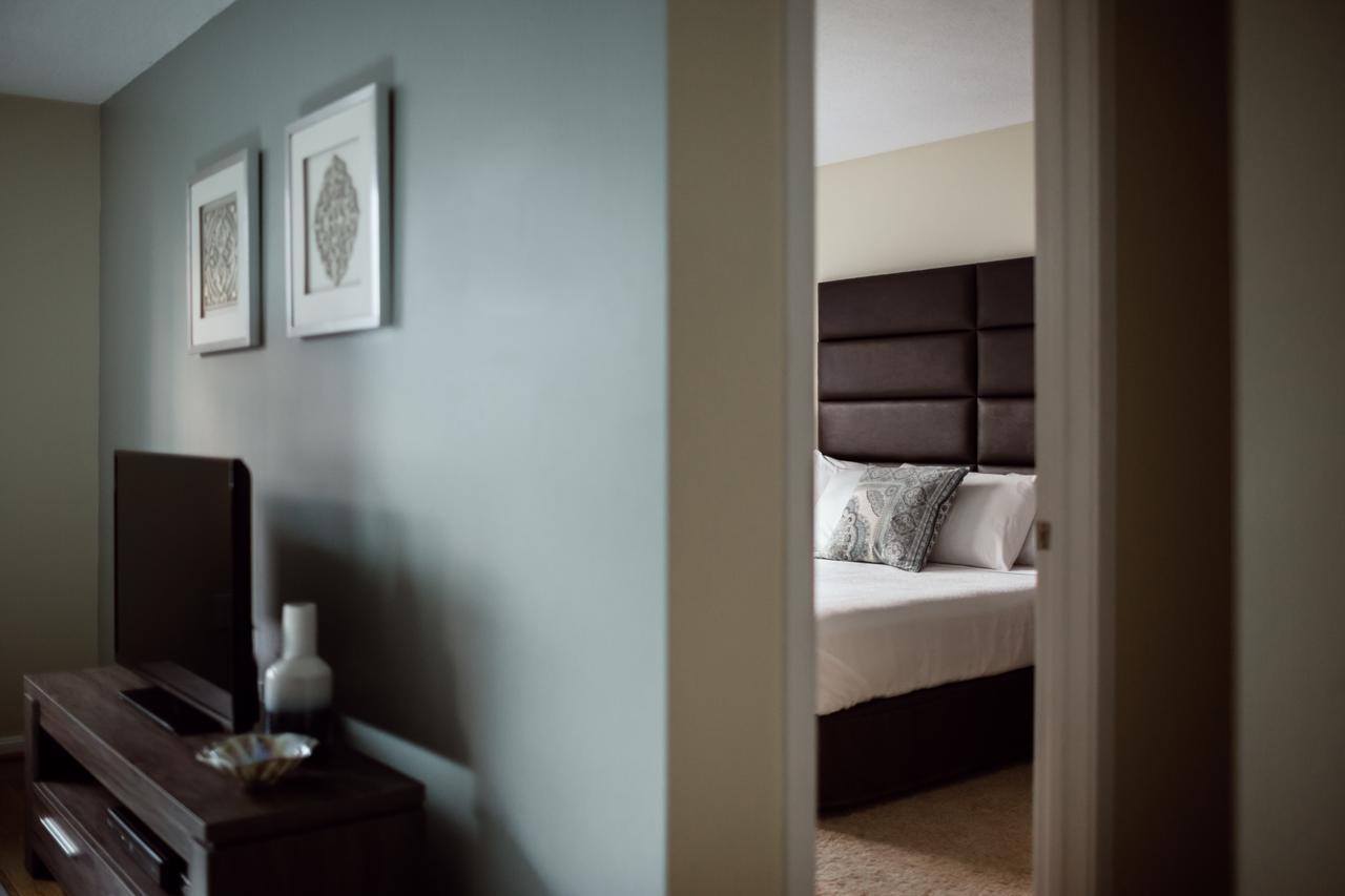 Alfred On Garrison Street Apartment