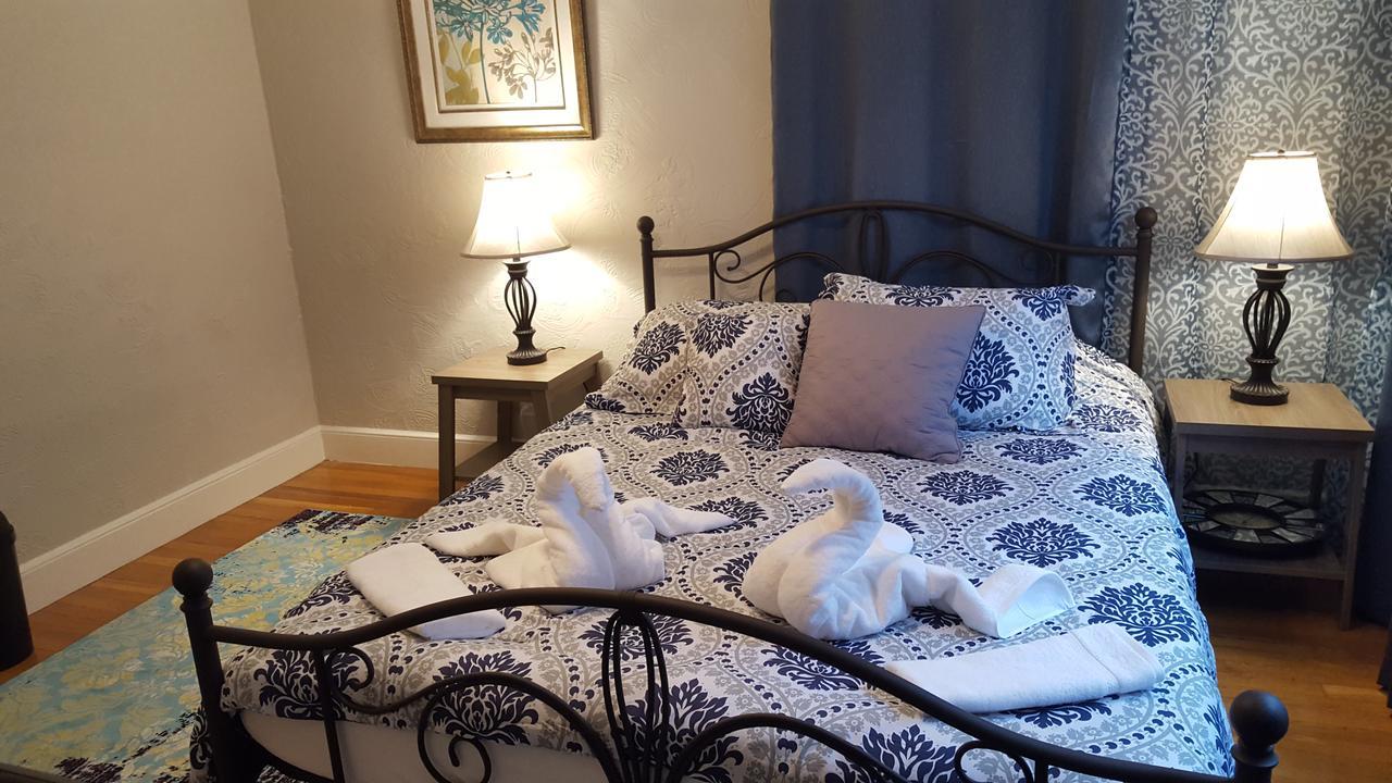 Natalie House Bed & Breakfast