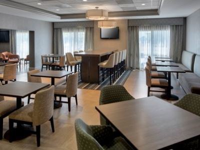 Hampton Boston Logan Airport Hotel 3*