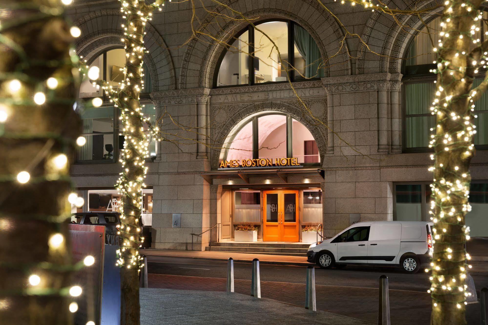 Hotel Ames Hotel, Curio Collection By Hilton