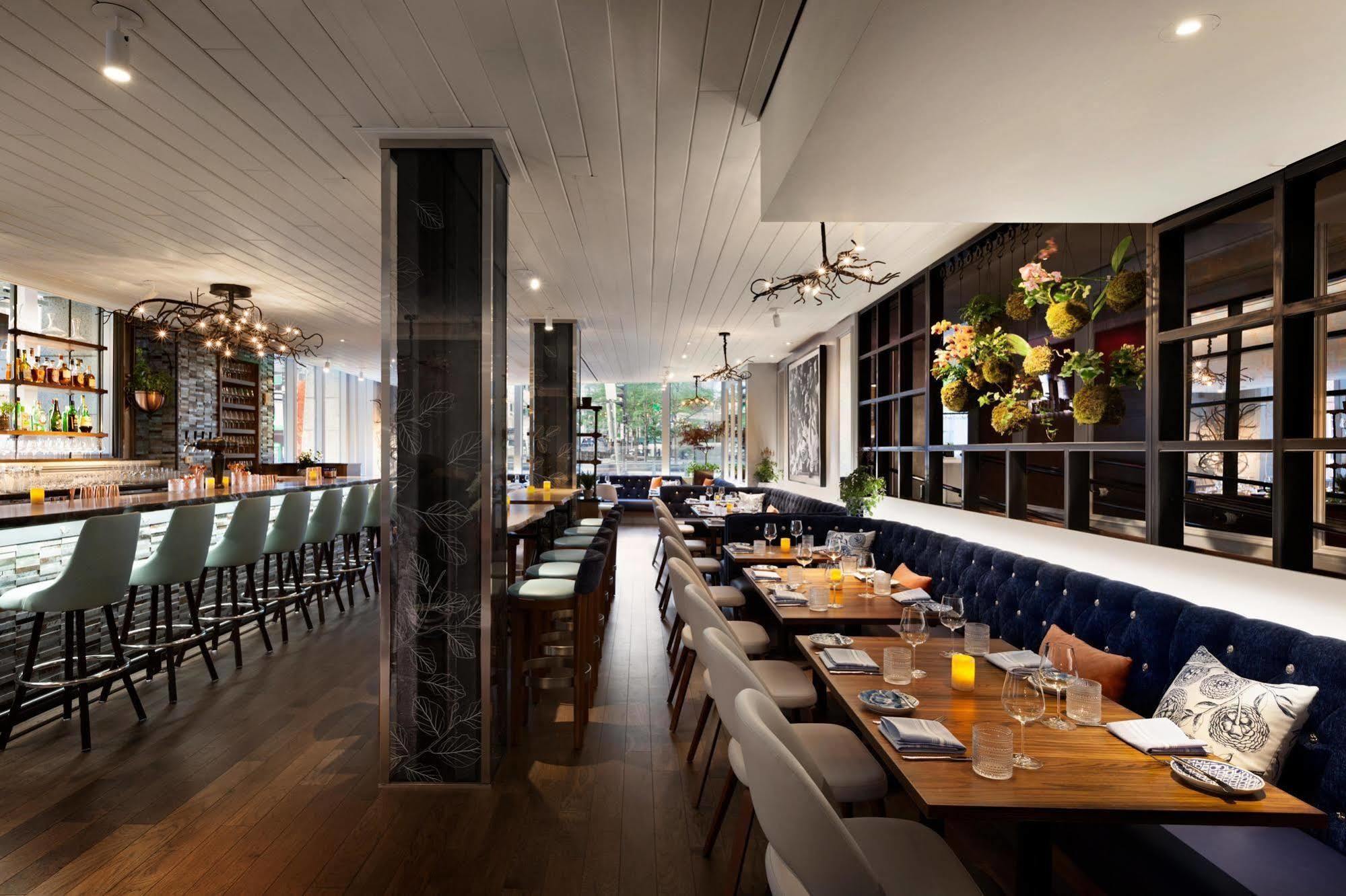 Hotel Ames Hotel, Curio Collection By Hilton 5*