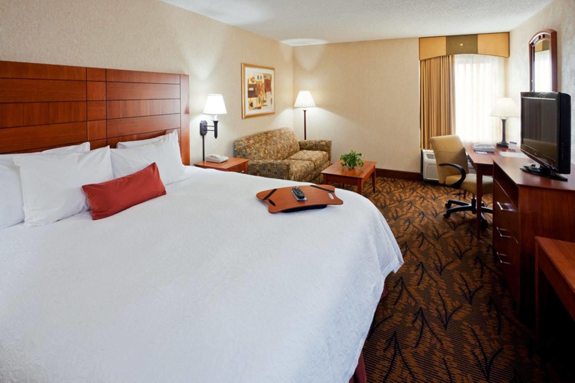 Hotel Hampton Boston Logan Airport Revere