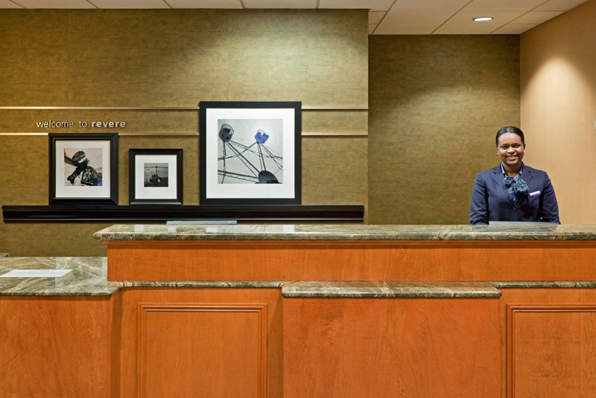 Hampton Boston Logan Airport Hotel 3*