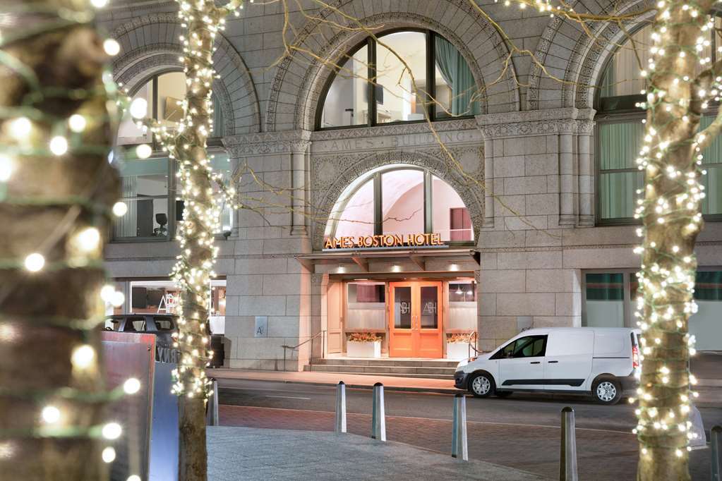 Ames Hotel, Curio Collection By Hilton Hotel Boston