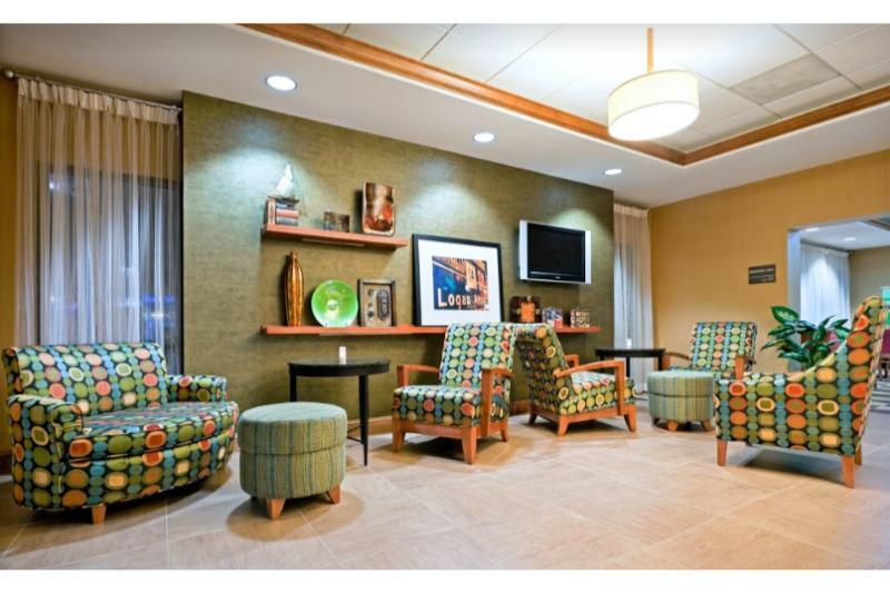 Hampton Boston Logan Airport 3*