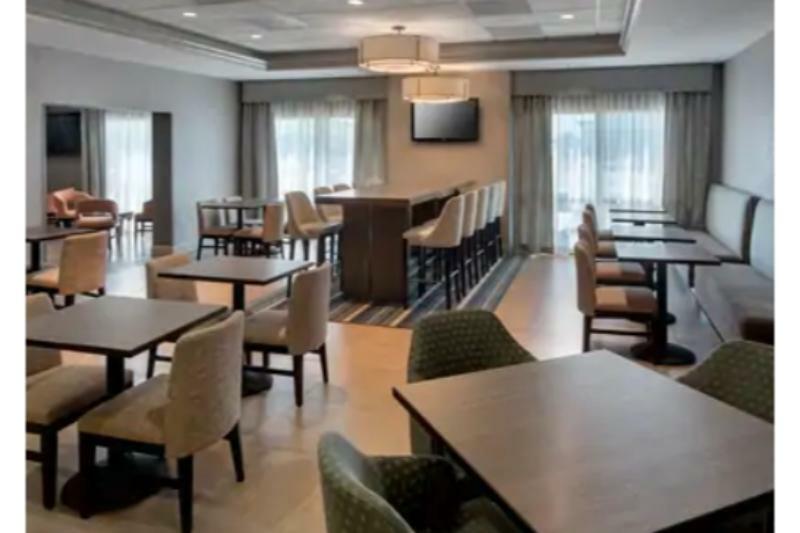 Hampton Boston Logan Airport 3*