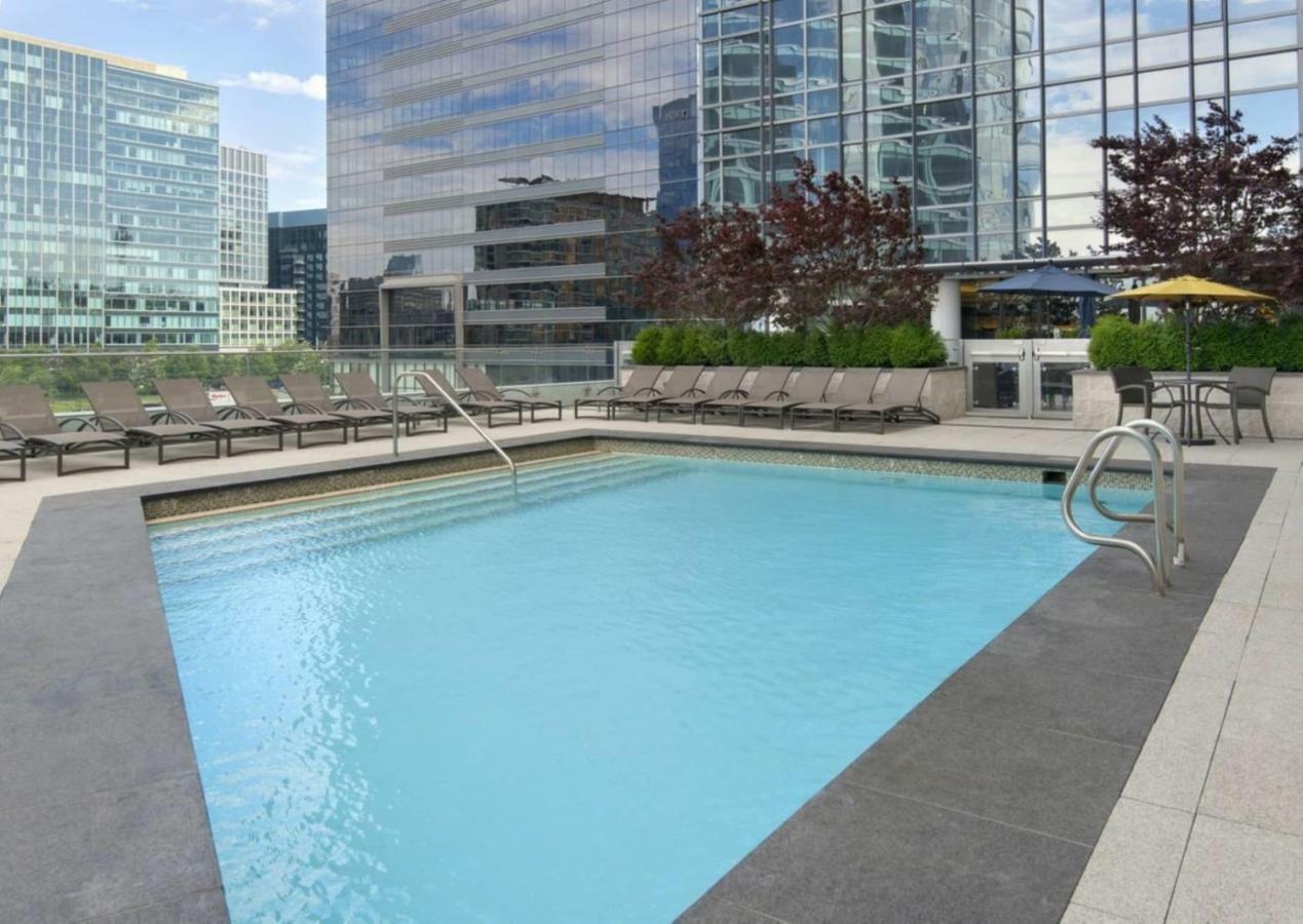Global Luxury At Seaport Apartment *