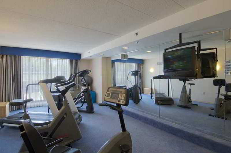 Doubletree By Hilton Bayside 3* Boston