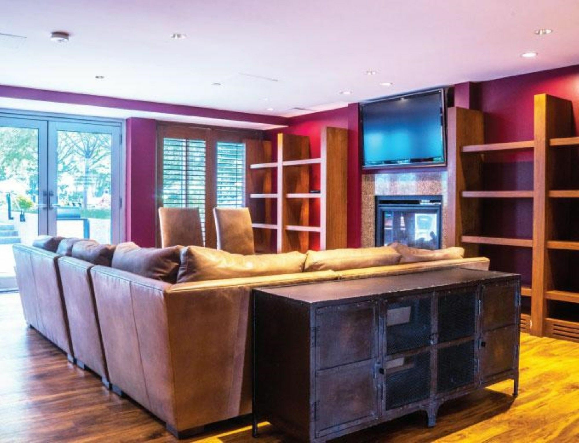 Global Luxury At Fenway Park South Apartment Boston