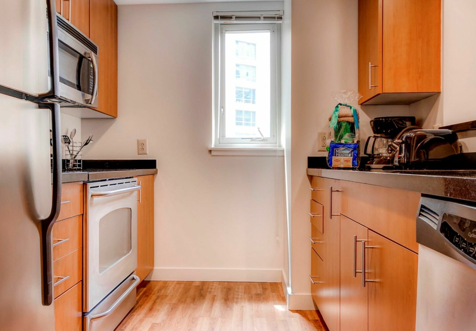 Global Luxury At Fenway Park South Apartment Boston