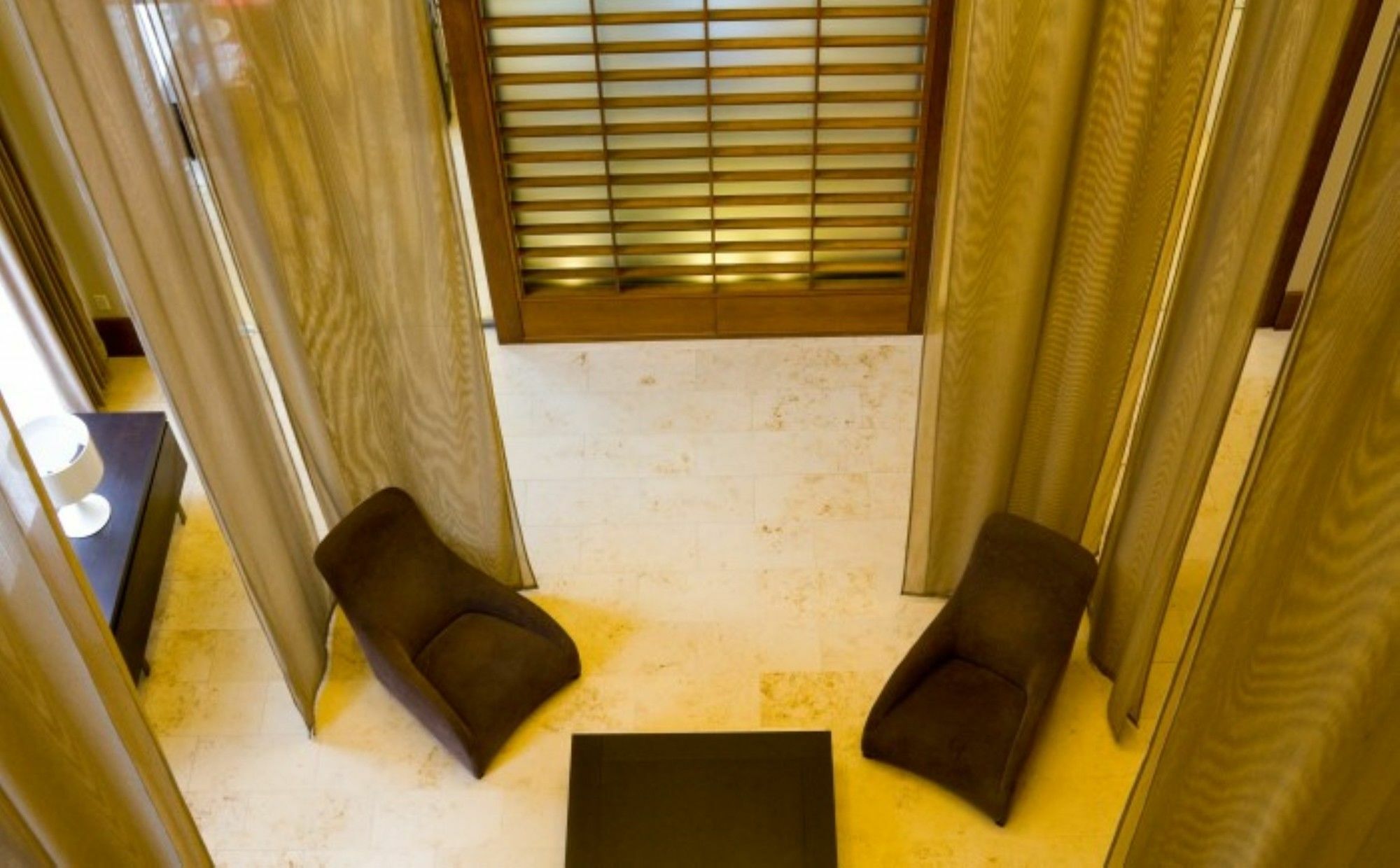 Global Luxury At Fenway Park South *