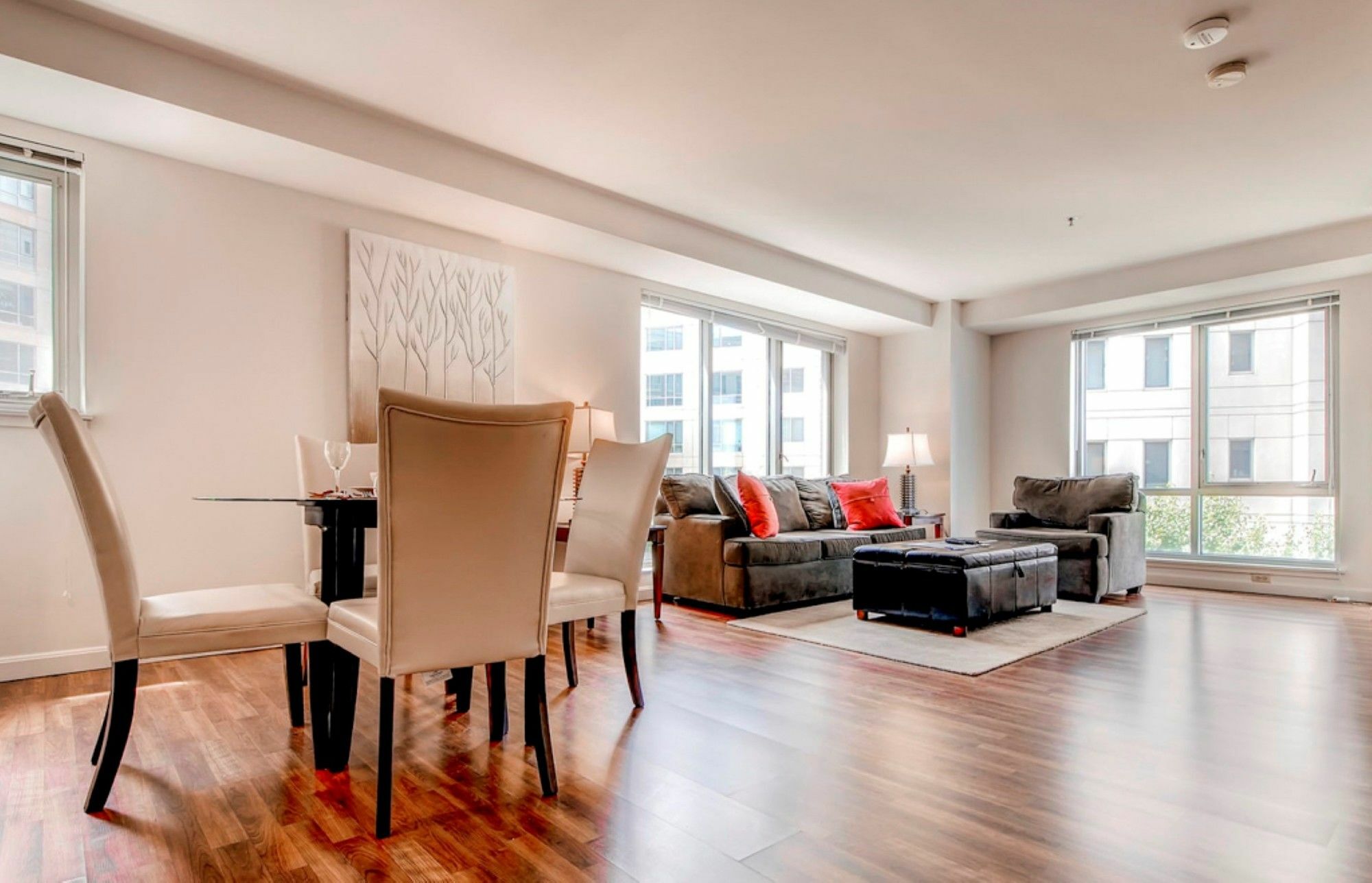 Global Luxury At Fenway Park South Apartment Boston