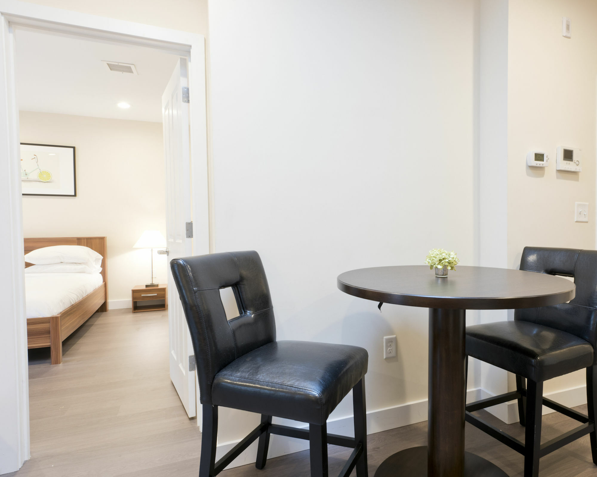 Apartment Colorful 1br In Downtown Crossing By Sonder