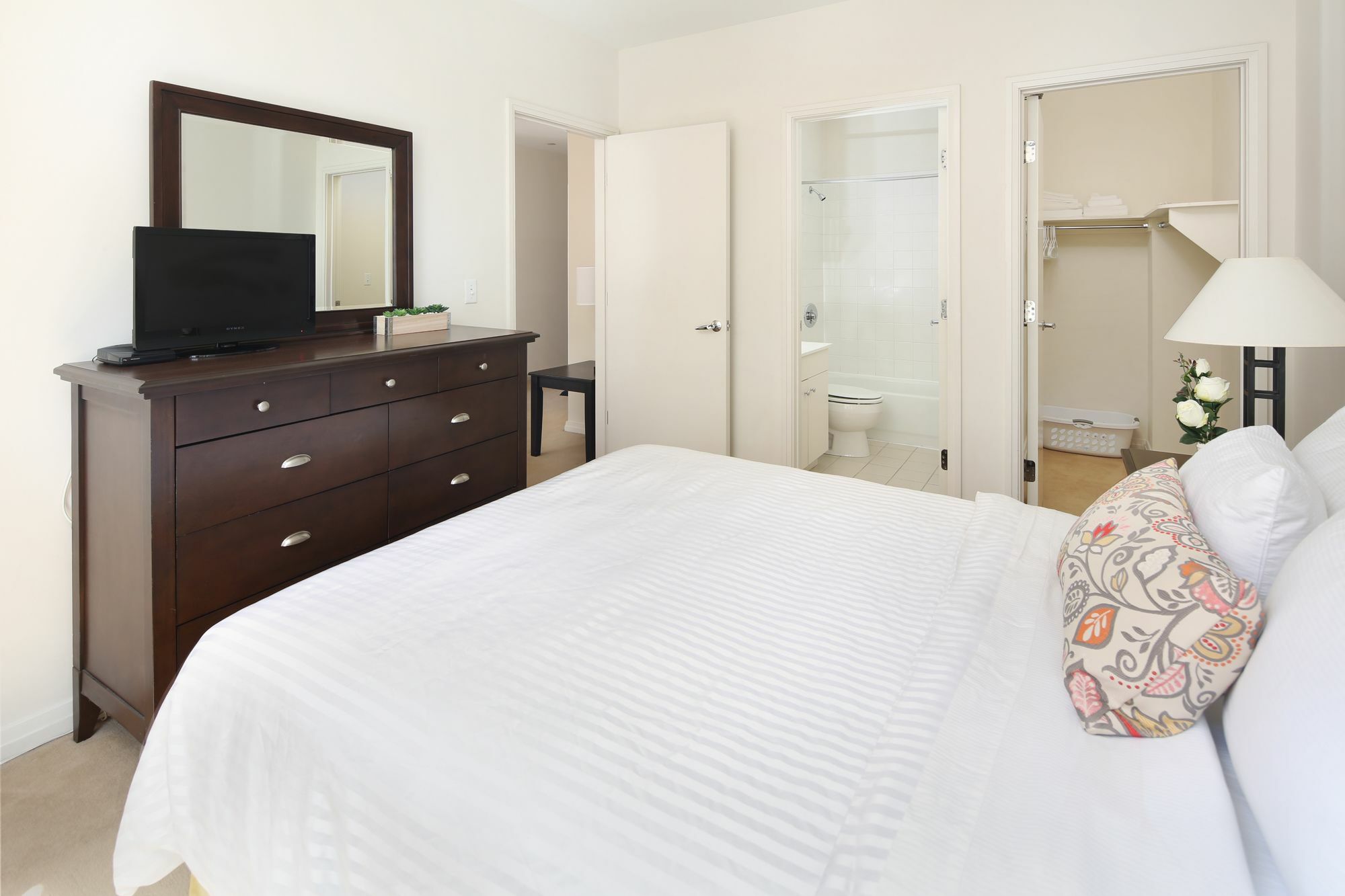 Apartment Oakwood At One India Street Boston