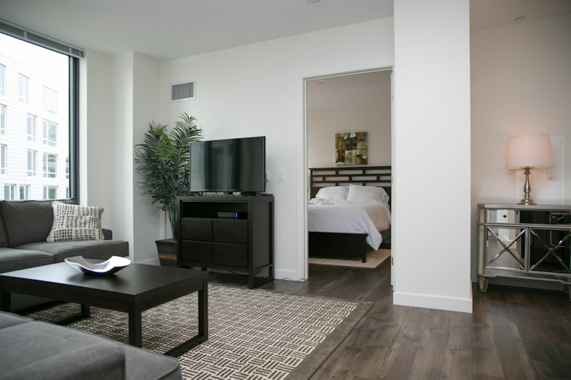 Bold 2br In Allston By Sonder