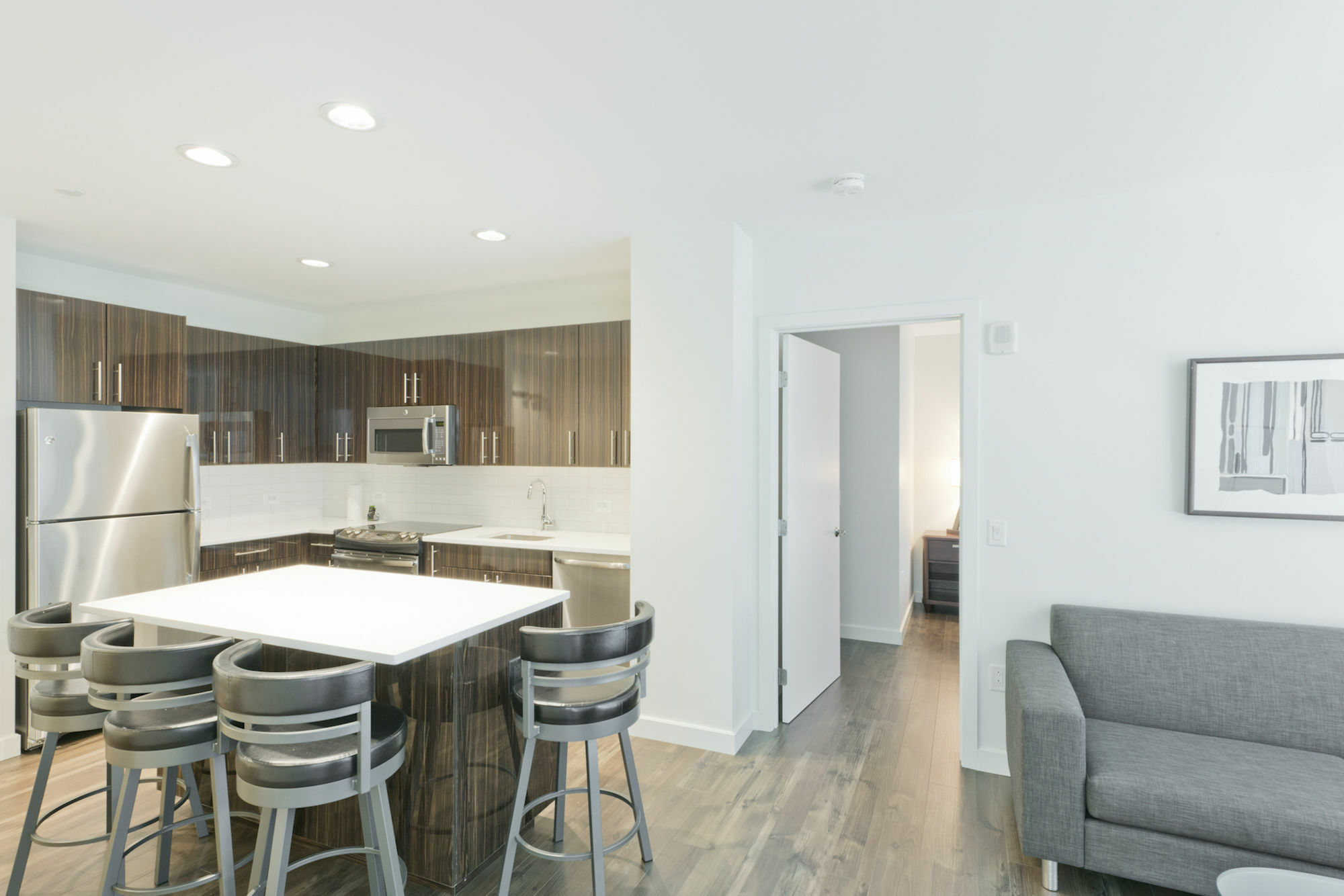 Apartment Airy 2br In Allston By Sonder *